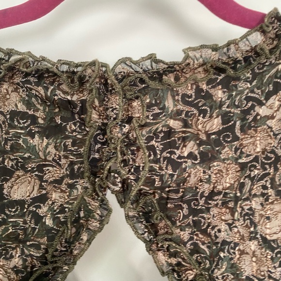 Honey Open Back Green and Black Print Dress - Picture 10 of 13